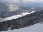 Le village de Routhennes et le col du Frêne vus des crêtes