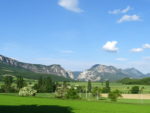 Depuis le gîte de Franck : le rebord sud de la Forêt de Saou